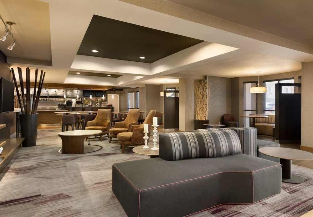 Готель Courtyard By Marriott Bloomington Normal Екстер'єр фото